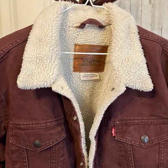 Men's Levi's Sherpa/Denim Trucker Jacket in Burgundy - XL - Picture 6 of 14